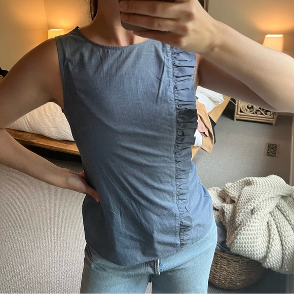 Banana Republic Ruffle Tank - Picture 1 of 4